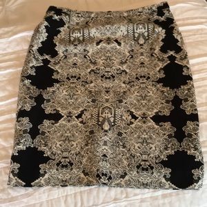 Black and cream lace print skirt